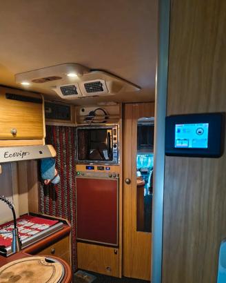 Camper 7 posti letto Laica eco vip 2