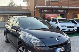 Renault Scenic Scénic 1.9 dCi 130CV Luxe
