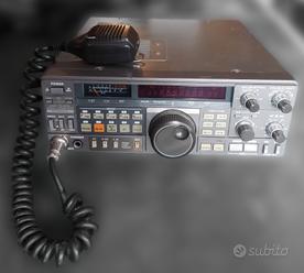 Kenwood modello TS-811E con microfono  			