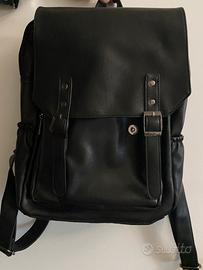 Zaino nero ecopelle