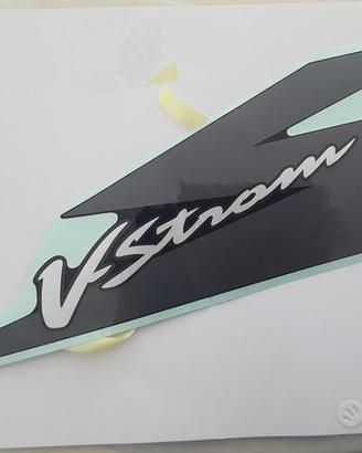 Adesivo emblema dx dl650v-strom 04-06