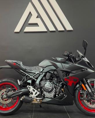 SUZUKI GSX-8R - ANNO 2026