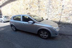 Opel Astra 1.7 CTDI 2009 89.000km