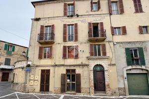 CASA SEMINDIPENDENTE A CASTEL FRENTANO