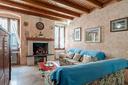 3-locali-a-desenzano-del-garda