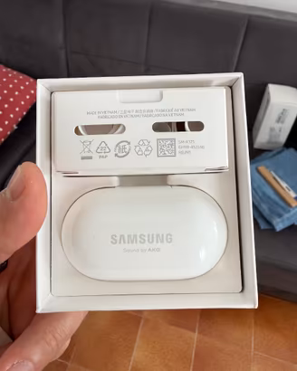 Samsung Galaxy Watch 4 + galaxy buds