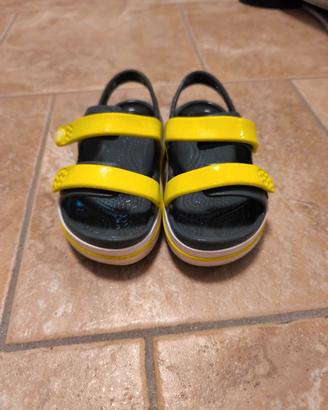 sandali crocs