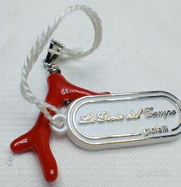 Ciondolo in corallo rosso 
