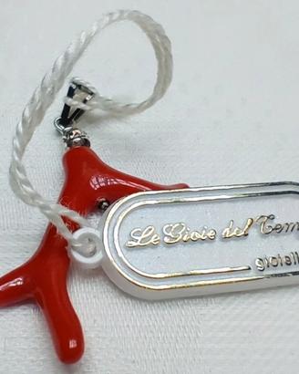 Ciondolo in corallo rosso 