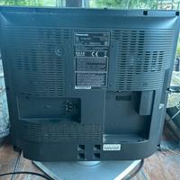 Tv panasonic lcd