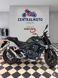 Honda CB 750 HORNET 2025