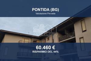 Immobile in asta di 93 m² con box auto a Pontida