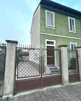 CASA INDIPENDENTE A CORSICO