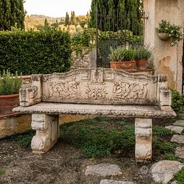 Panchina da giardino decorata, Fioriera e Statua