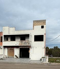 Stabile indipendente 480 mq casa locale deposito