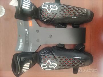 Gomitiere Fox Titan Pro D30 L-XL