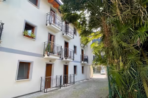 Appartamento bicamere in residenza di recente c...