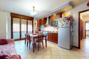 Trilocale a Bagno - Secondo Piano