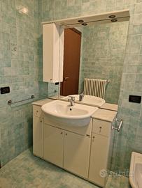 Mobile  bagno a terra