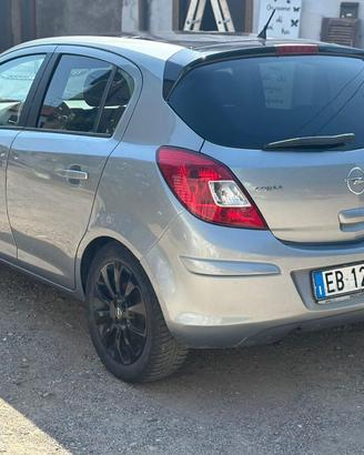 Opel corsa 2010