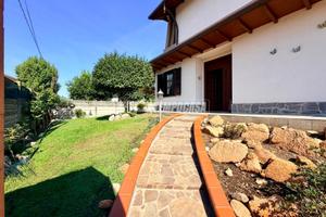 VILLA INDIPENDENTE
