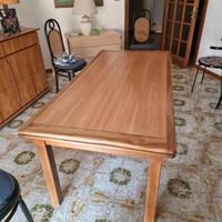 Tavolo in legno massello anni ’80 + 6 sedie
