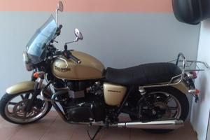 Triumph Bonneville SE 865 EFI Aurum Gold