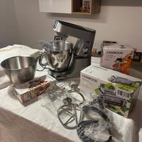 Impastatrice Planetaria Kenwood titanium chef XL