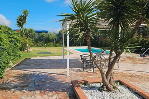 Villa con piscina