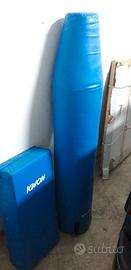 Sacco da boxe e colpitore