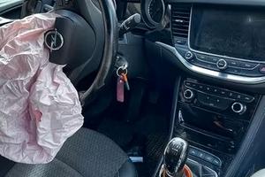 OPEL Astra 5ª serie - 2015