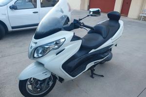 Suzuki Burgman 400