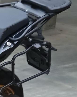Telai  bauletti GIVI  voge valico 625dsx 525 dsx