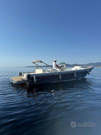 Barca 9 metri Expression efb