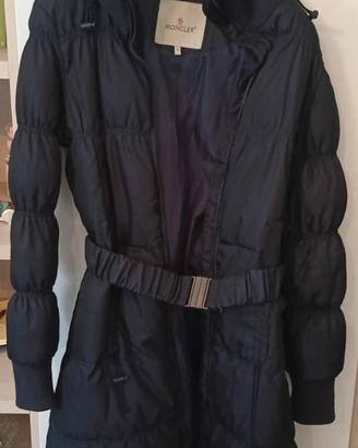 Piumino lungo Moncler donna originale