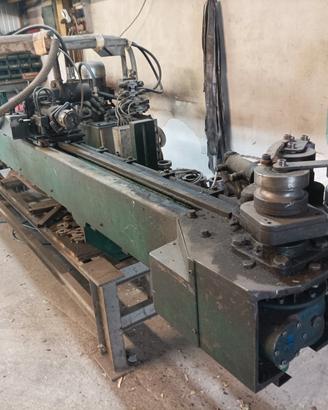 piegatrice idraulica