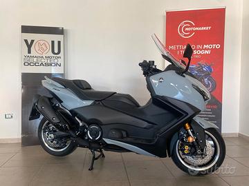 Yamaha TMAX 560 TECH MAX CERAMIC ICE KM ZERO - PRE