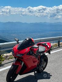 Ducati 848 evo