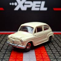 Fiat 600 D Dinky Toys 1 43 nuova in scatola