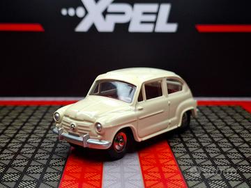 Fiat 600 D Dinky Toys 1 43 nuova in scatola