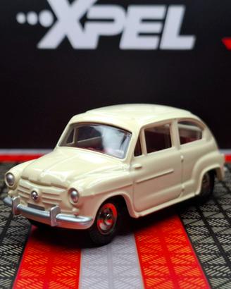 Fiat 600 D Dinky Toys 1 43 nuova in scatola