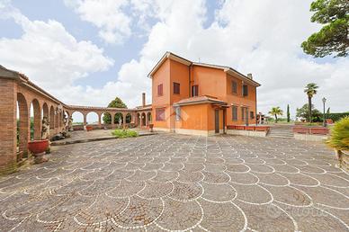 VILLA SINGOLA A ALBANO LAZIALE