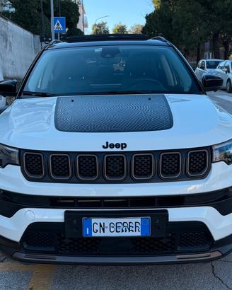 Jeep compass 1.5 hybrid allestimento upland