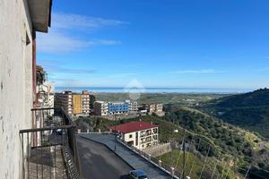 4 LOCALI A CORIGLIANO-ROSSANO