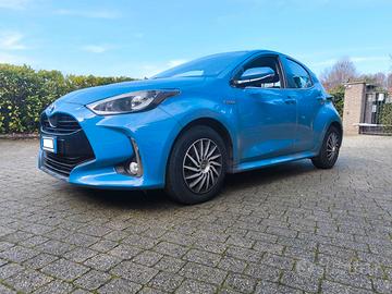 TOYOTA HYBRID YARIS ANNO 2020