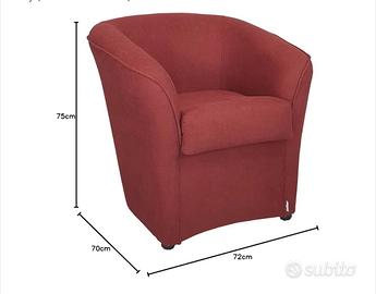 Poltrona in tessuto di colore rosso