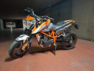 KTM 690 Duke - 2012