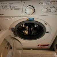 Lavatrice 6kg Indesit EWC 61051 garanzia