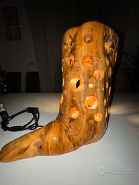 Lampada in legno di ulivo salentino