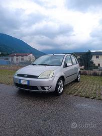 FORD FIESTA 2005